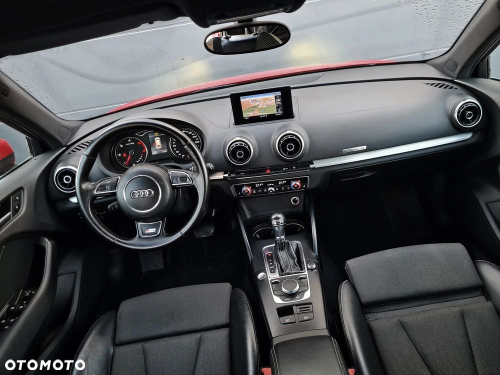 Audi A3 Sportback 2.0 TDI (clean diesel) quattro S tronic S line Sportpaket - 25