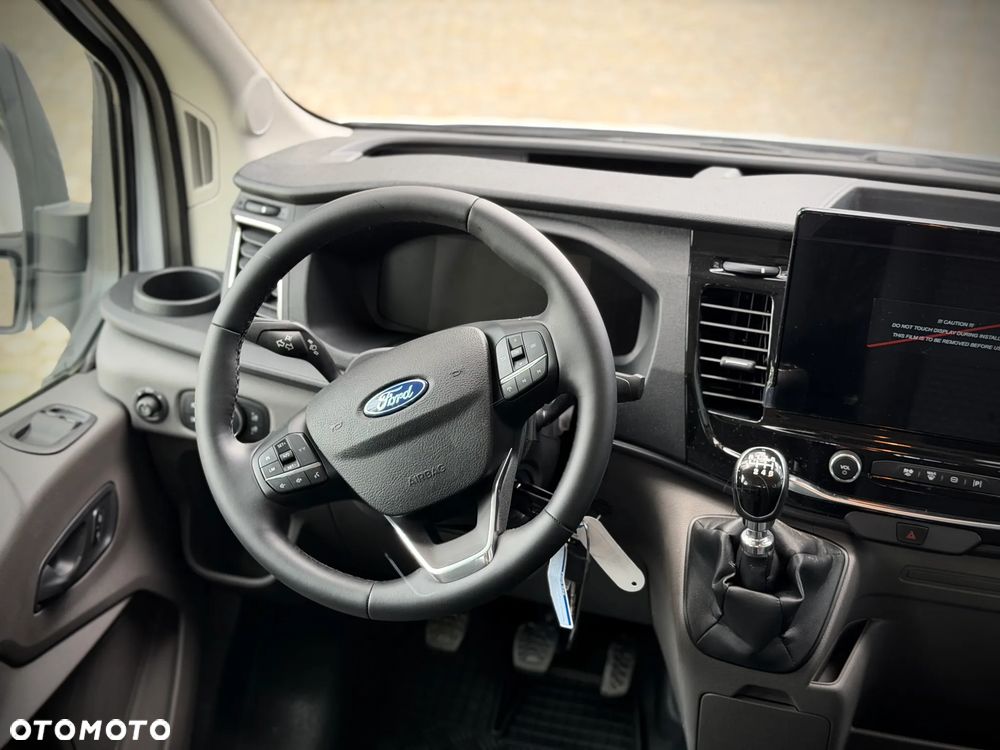 Ford Transit - 24