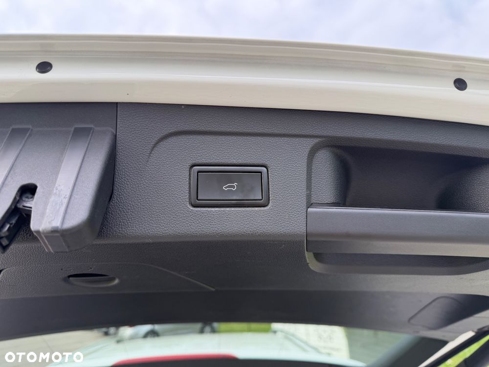 Volkswagen Touran 1.4 TSI BMT Highline DSG - 14