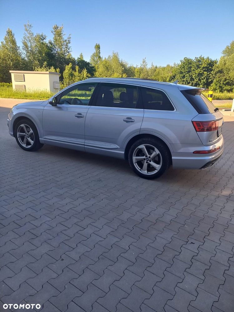 Audi Q7 - 11