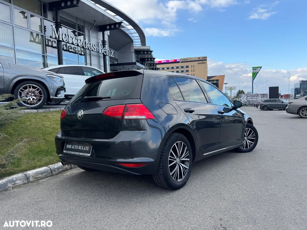 Volkswagen Golf 1.6 TDI BlueMotion Technology DSG Allstar - 2