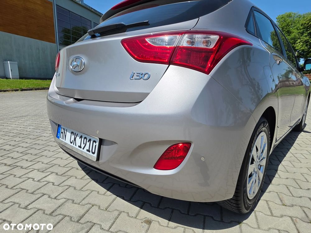 Hyundai i30 1.4 BlueDrive Run - 9