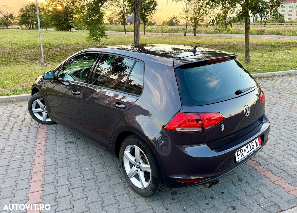Volkswagen Golf 1.4 TSI BlueMotion Technology DSG Lounge - 33