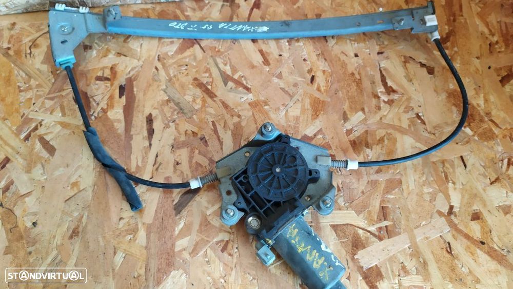 ELEVADOR DE VIDRO CITROEN XANTIA - TRAS DIREITO - 1