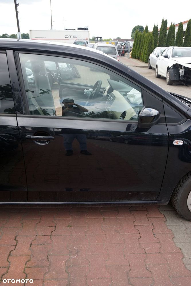 DRZWI PRZEDNIE PRAWE CITIGO NF1 5D HB LC9X  CZARNY SKODA 2011-2019 - 1