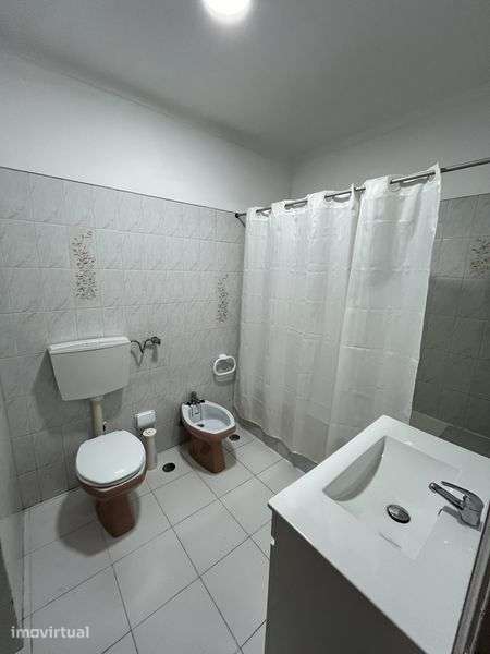 Apartamento T2 arrendamento - Grande imagem: 4/8