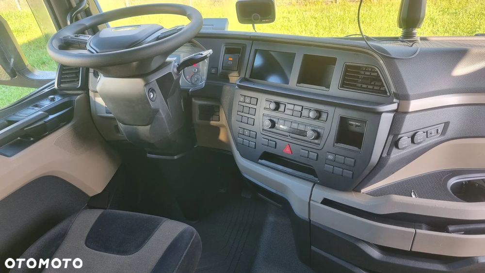 MAN TGX - 10