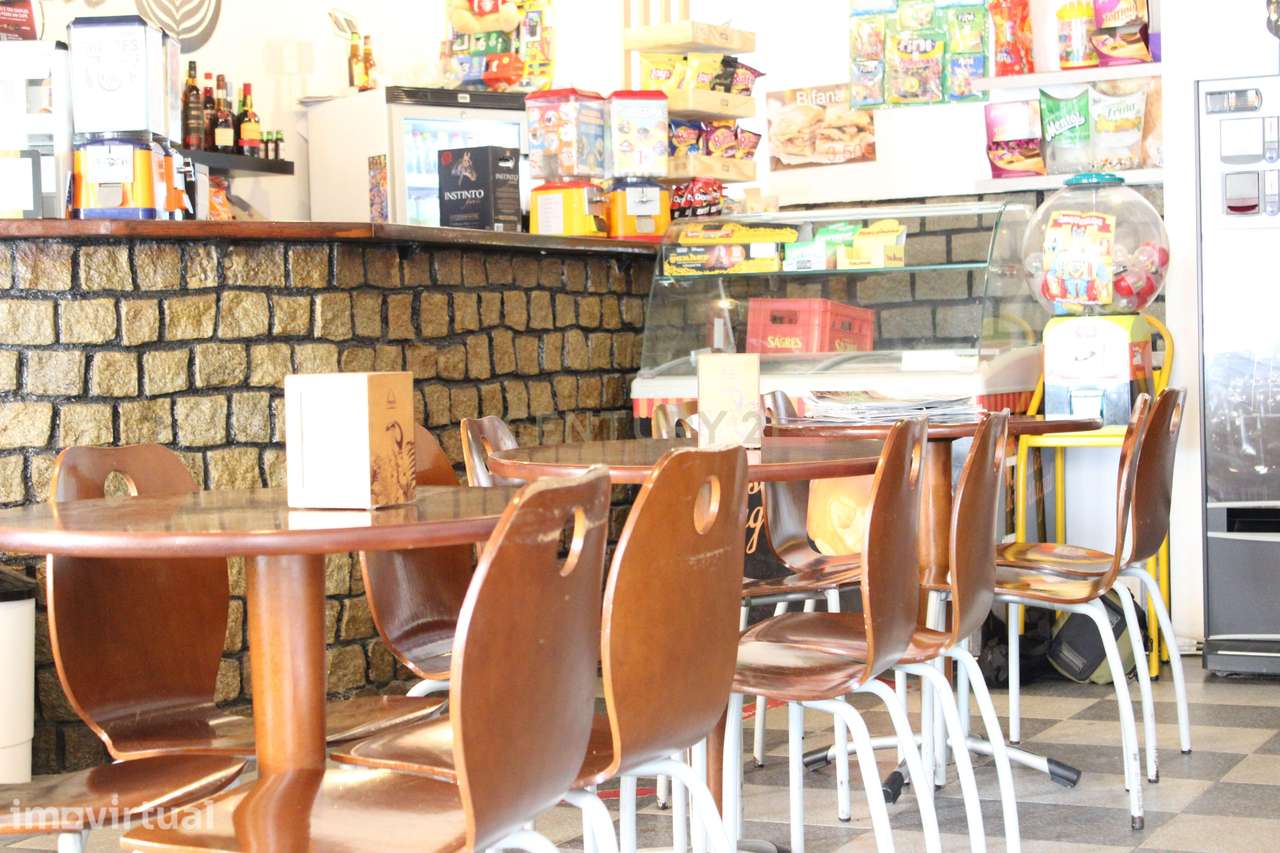 Café com Esplanada e Armazém – Sousel /Pronto a Abrir - Grande imagem: 5/18