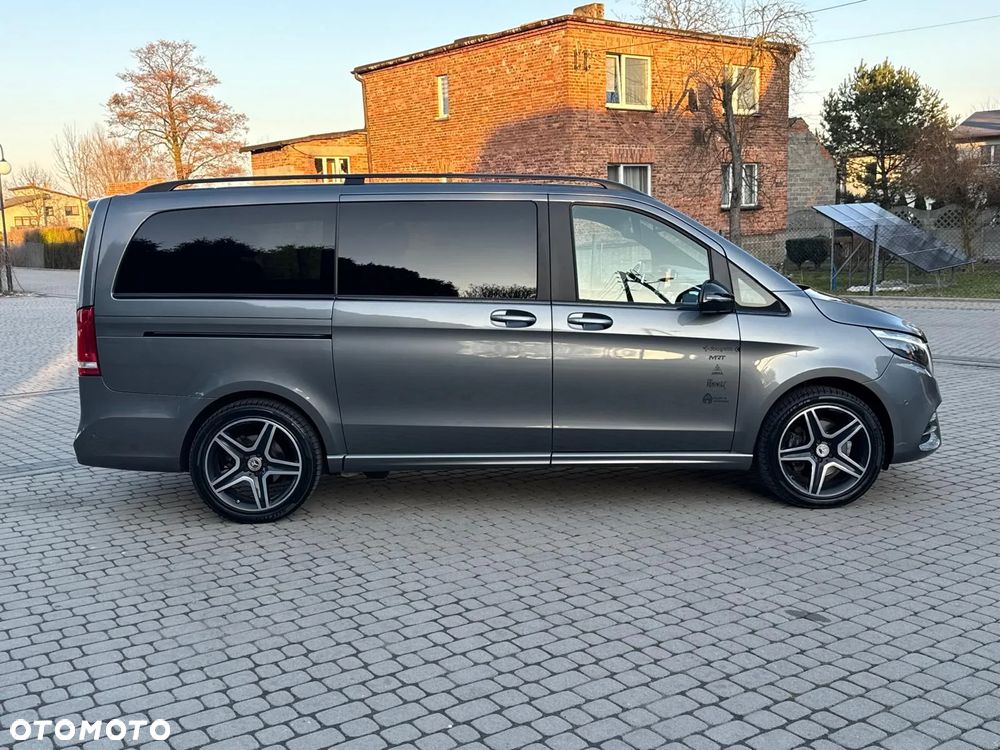 Mercedes-Benz Klasa V - 5