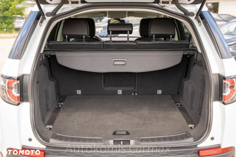 Land Rover Discovery Sport - 25