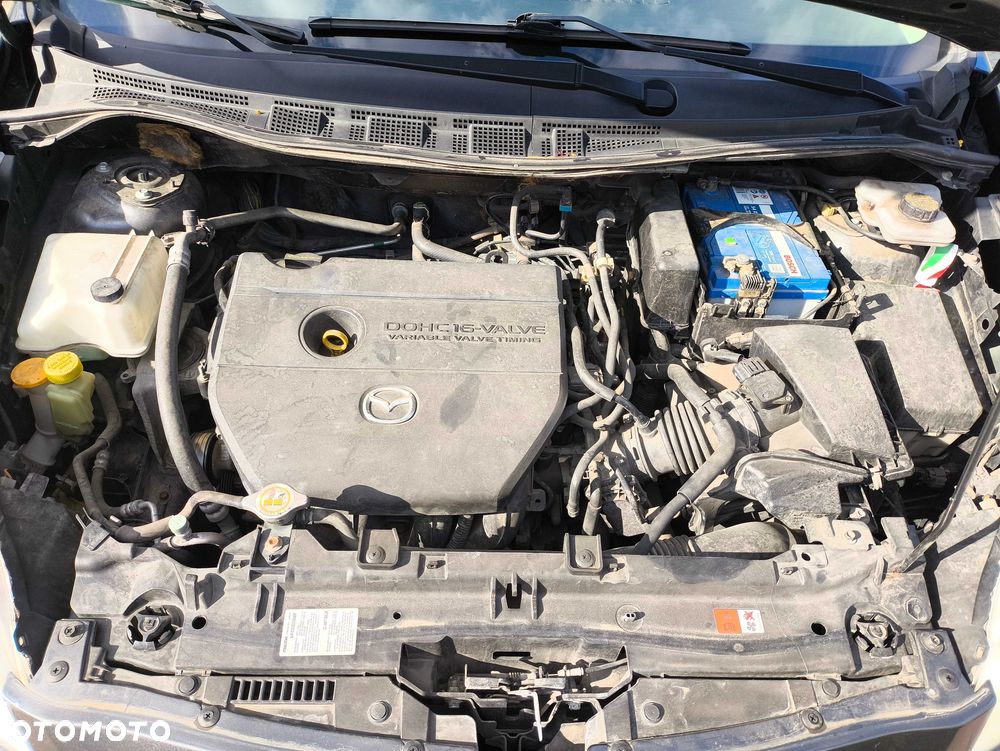 Mazda 5 - 8