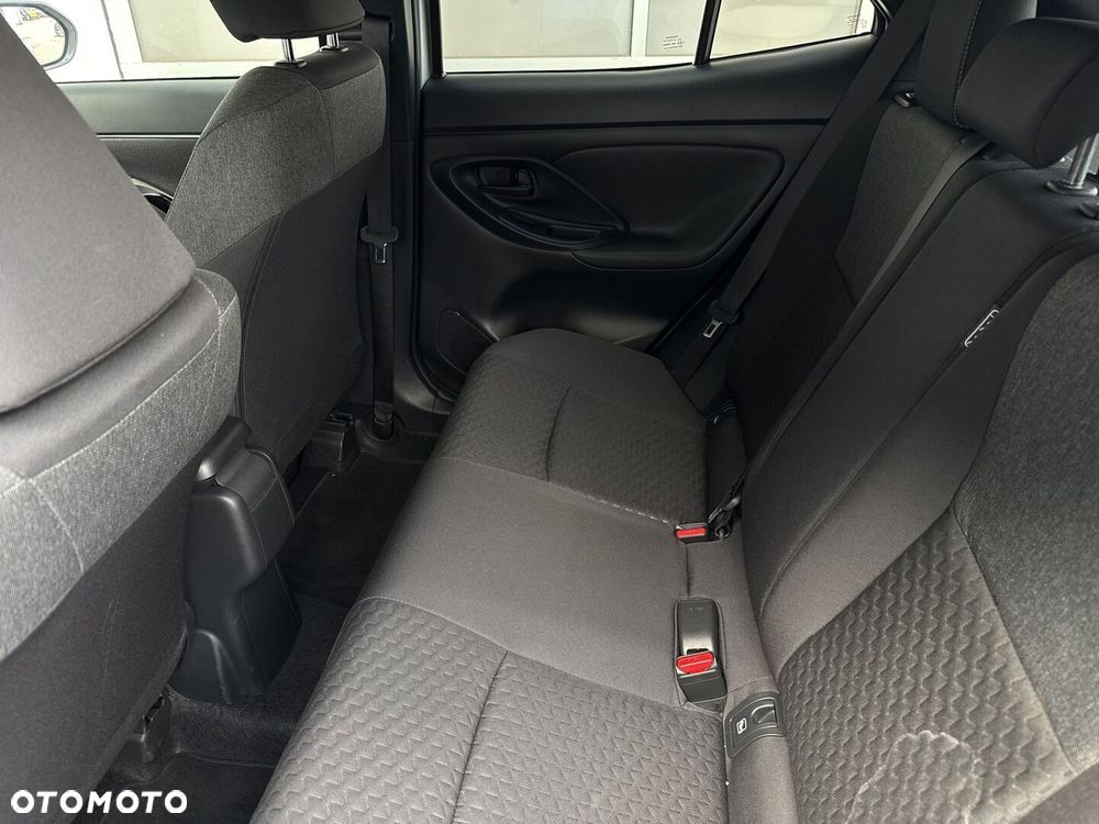 Toyota Yaris Cross Hybrid 1.5 Style - 16