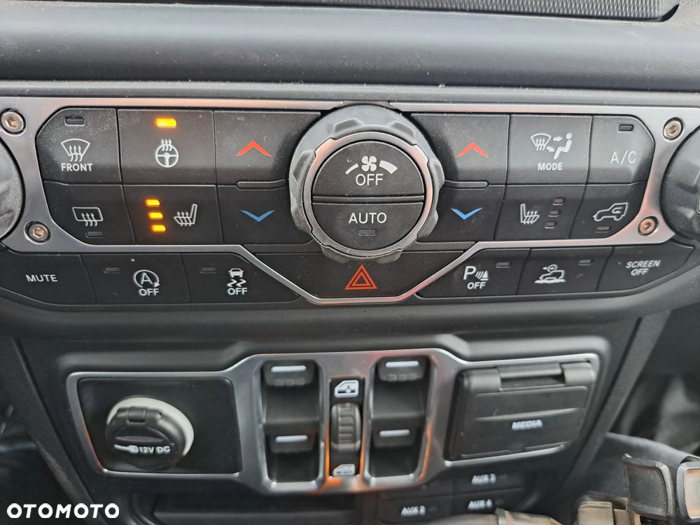 Jeep Wrangler Unlimited GME 2.0 Turbo Sport - 5