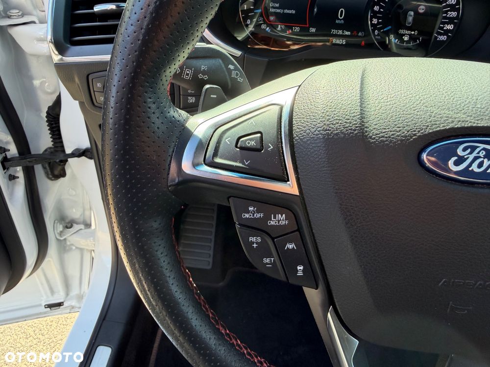 Ford Edge 2.0 TDCi Bi-Turbo 4x4 ST-LINE - 19