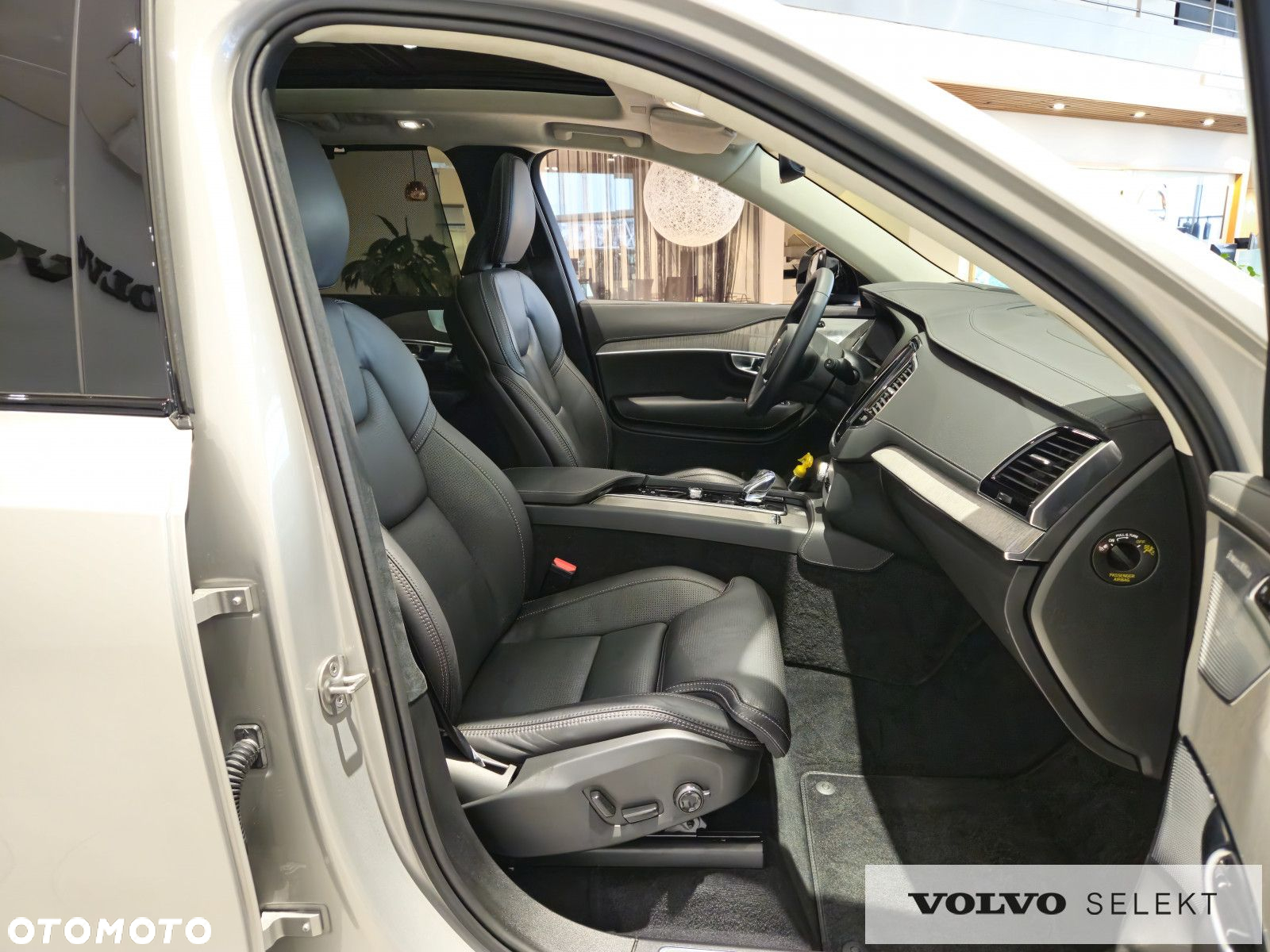 Volvo XC 90 - 30
