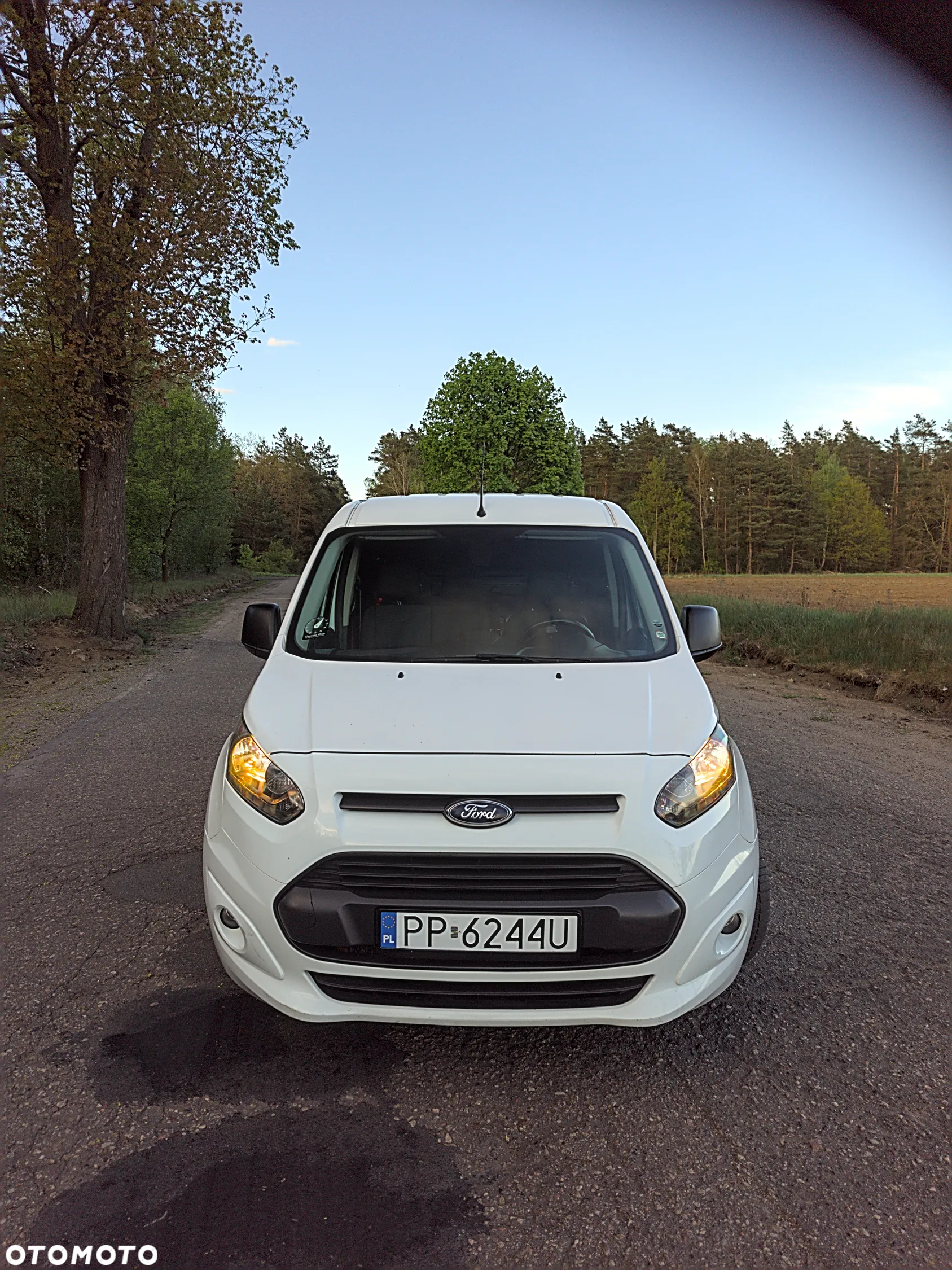 Ford Connect - 5