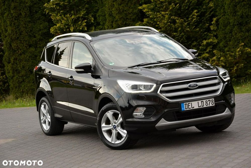 Ford Kuga 1.5 EcoBoost 2x4 Titanium - 9