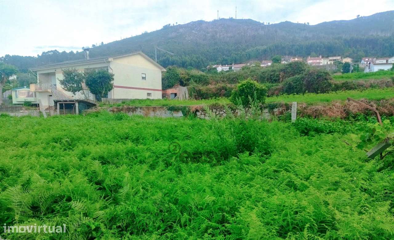 Terreno Plano de 500m2 com Vista Rio em Lanhelas | Caminha - Grande imagem: 3/17