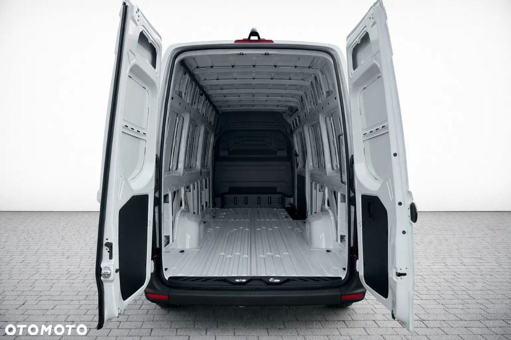 Mercedes-Benz Sprinter - 7