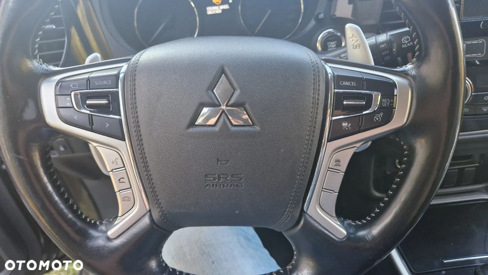 Mitsubishi Outlander 2.2 DID Intense + 4WD - 19