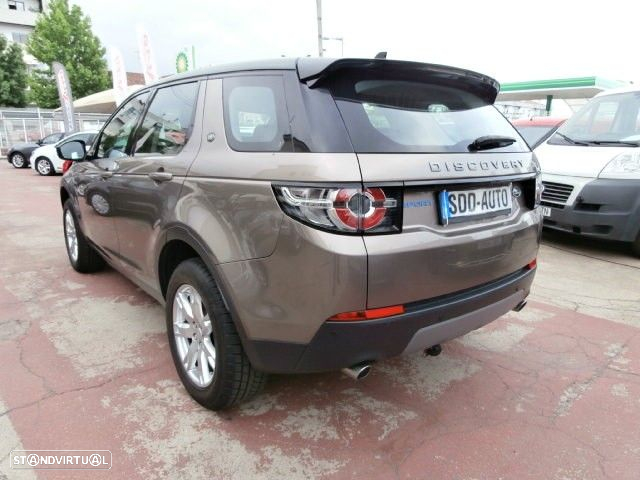 Land Rover Discovery Sport TD4 SE - 8