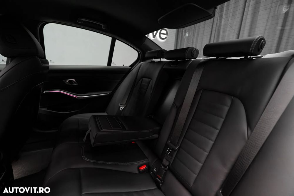 BMW M3 M340i xDrive - 32