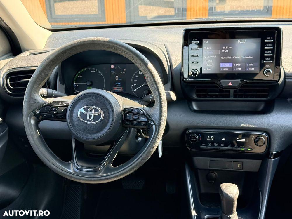 Toyota Yaris - 13