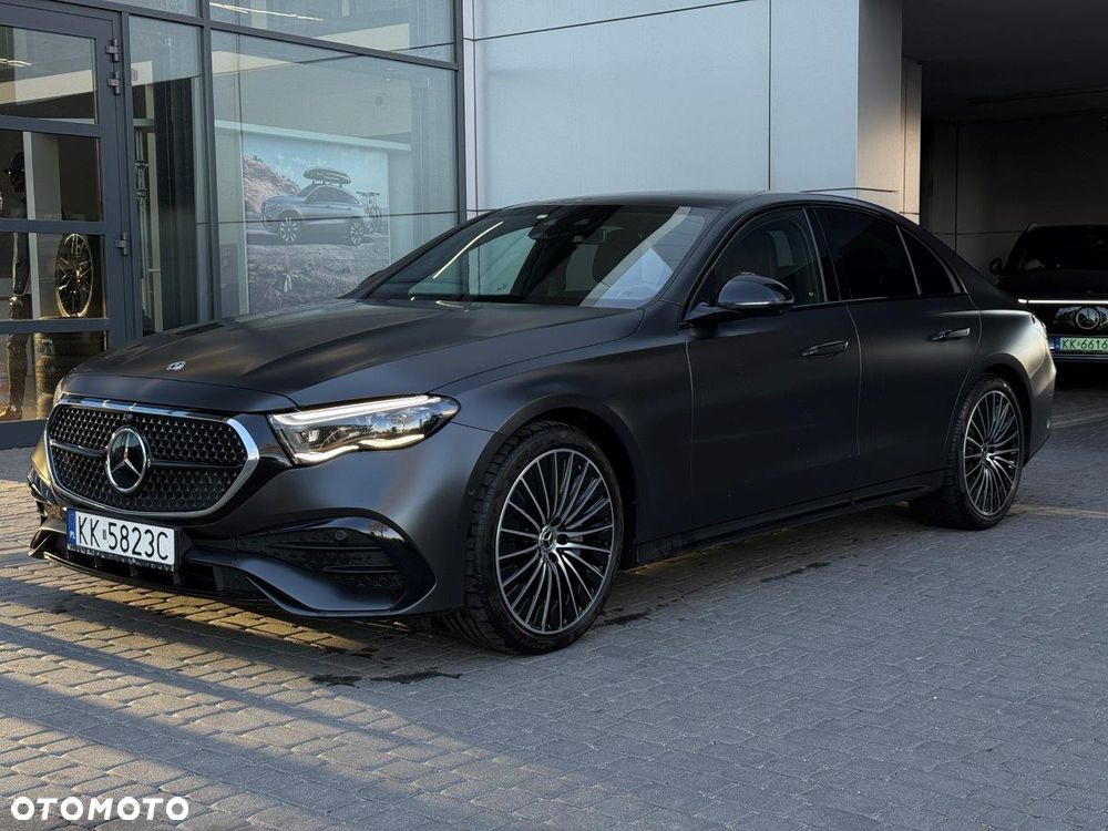 Mercedes-Benz Klasa E 220 d mHEV 4-Matic AMG 9G-Tronic - 1