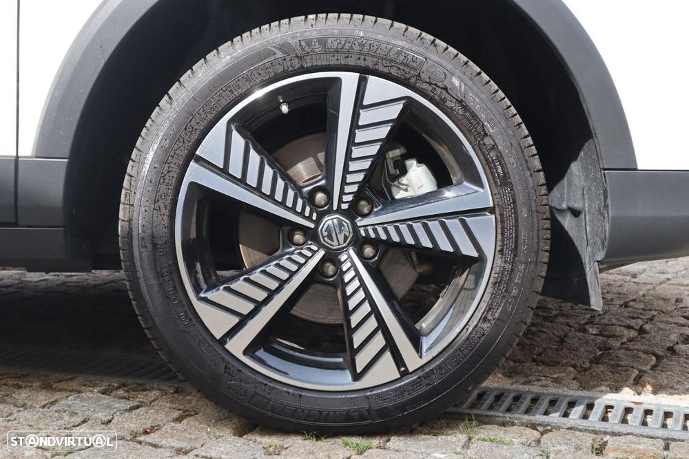 MG ZS EV Luxury - 9