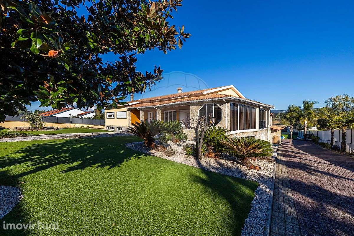 Moradia T4 para venda - Grande imagem: 4/49