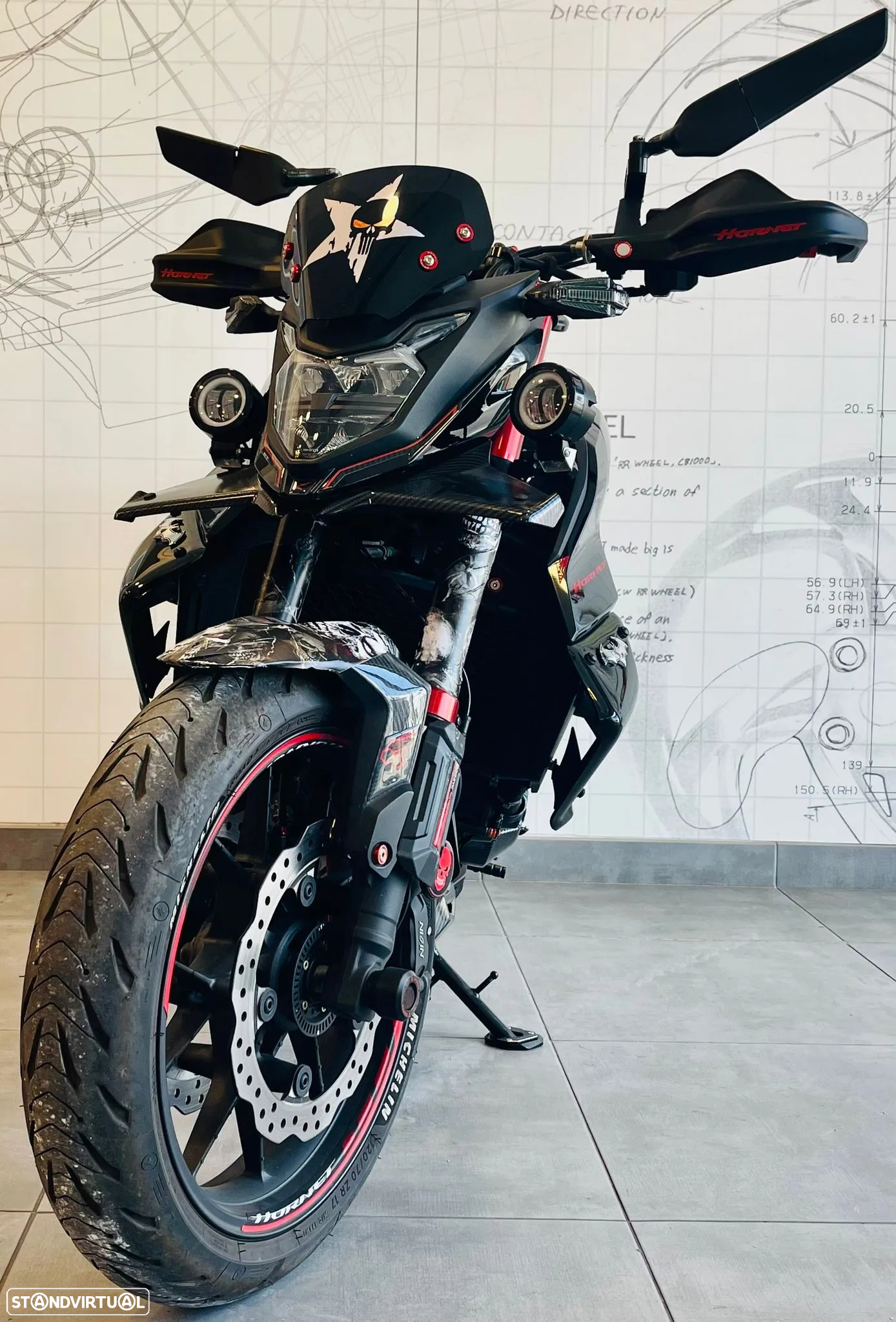 Honda Hornet 750 - 5