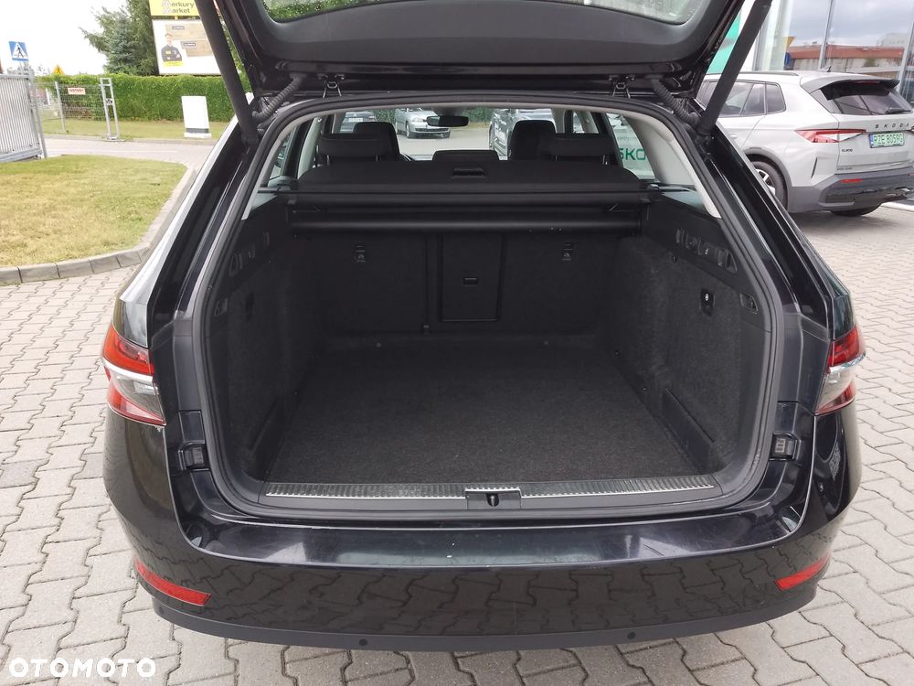 Skoda Superb 1.5 TSI Ambition DSG - 28