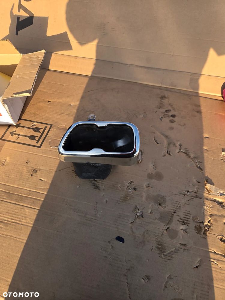 Lewa Końcówka Wydechu Citroën C5 II X7 Kombi 7452ZG 9686046080 lewa Końcówka układu wydechowego - 3