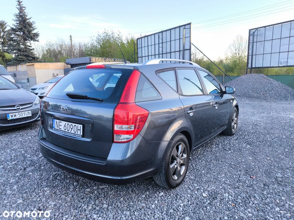 Kia Ceed 1.4 Comfort + - 6