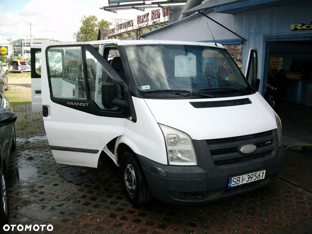 Ford Transit - 1