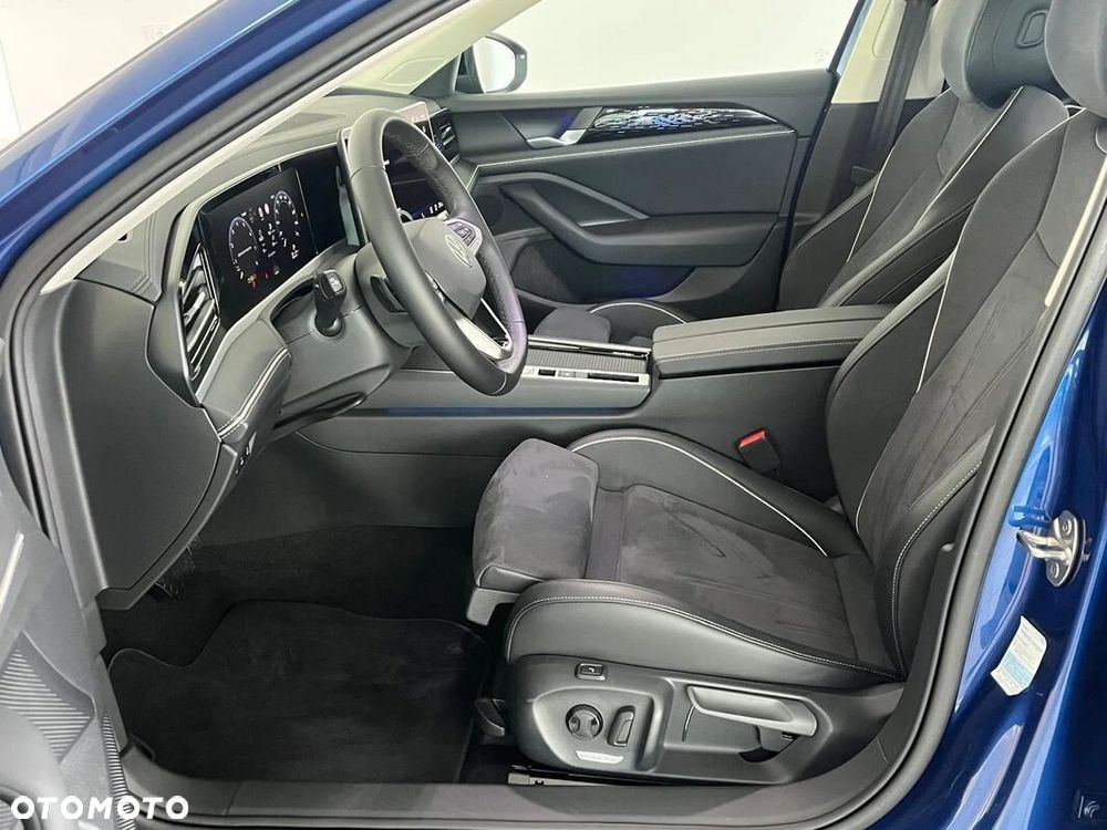 Volkswagen Passat Variant 1.5 TSI EVO Elegance DSG - 20