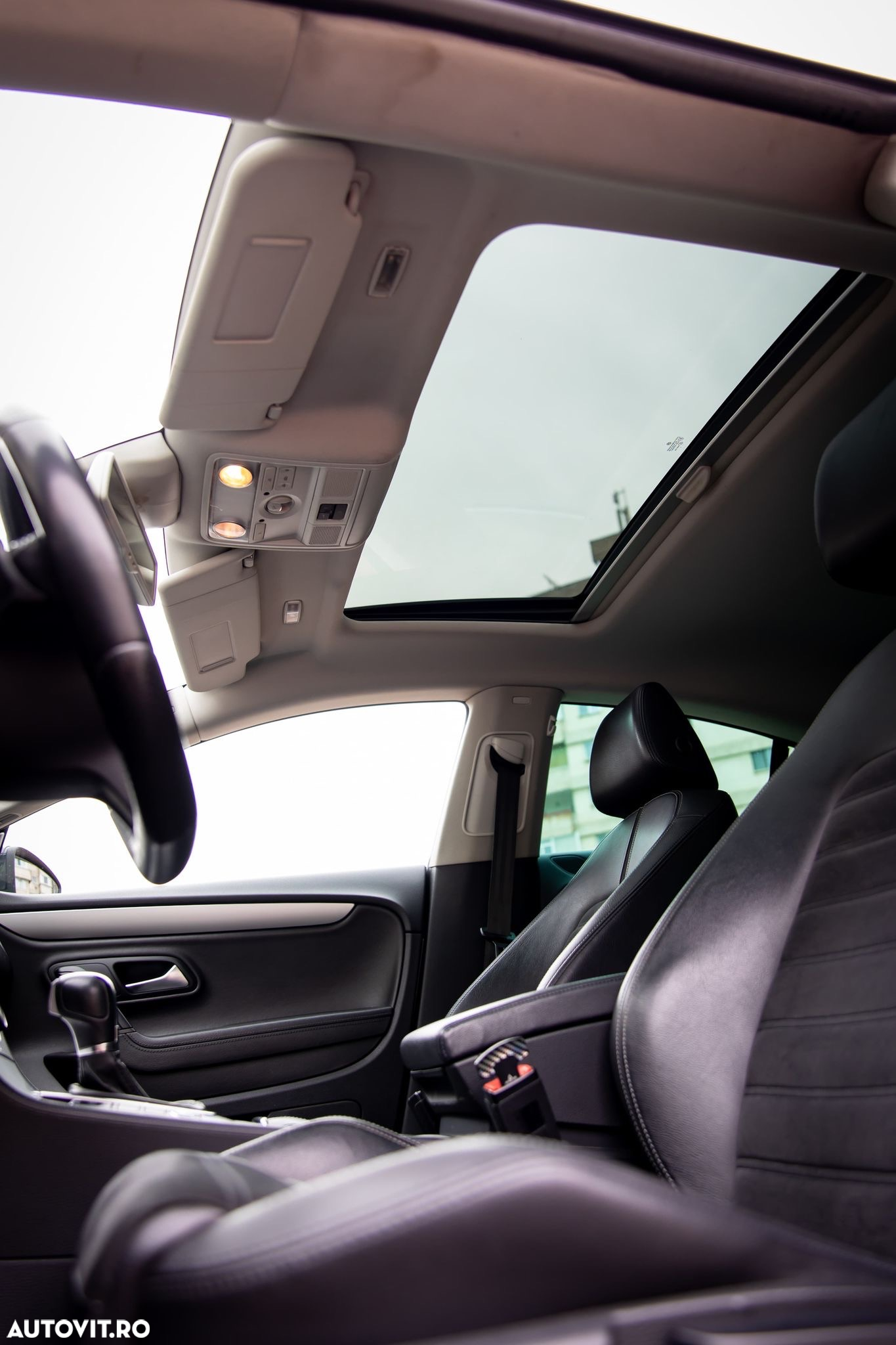 Volkswagen Passat CC 2.0 TDI BlueMotion Technology DSG - 9