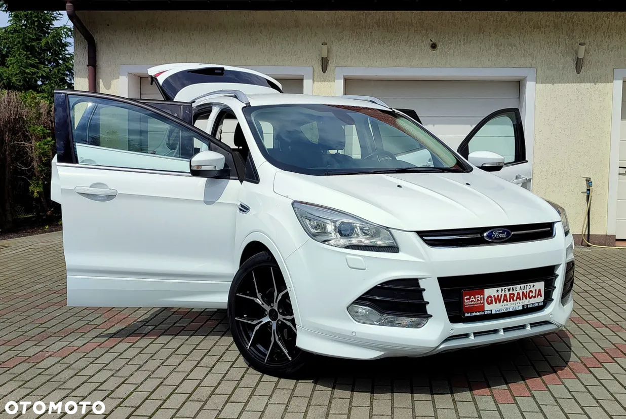 Ford Kuga 1.5 EcoBoost 2x4 ST-Line - 4