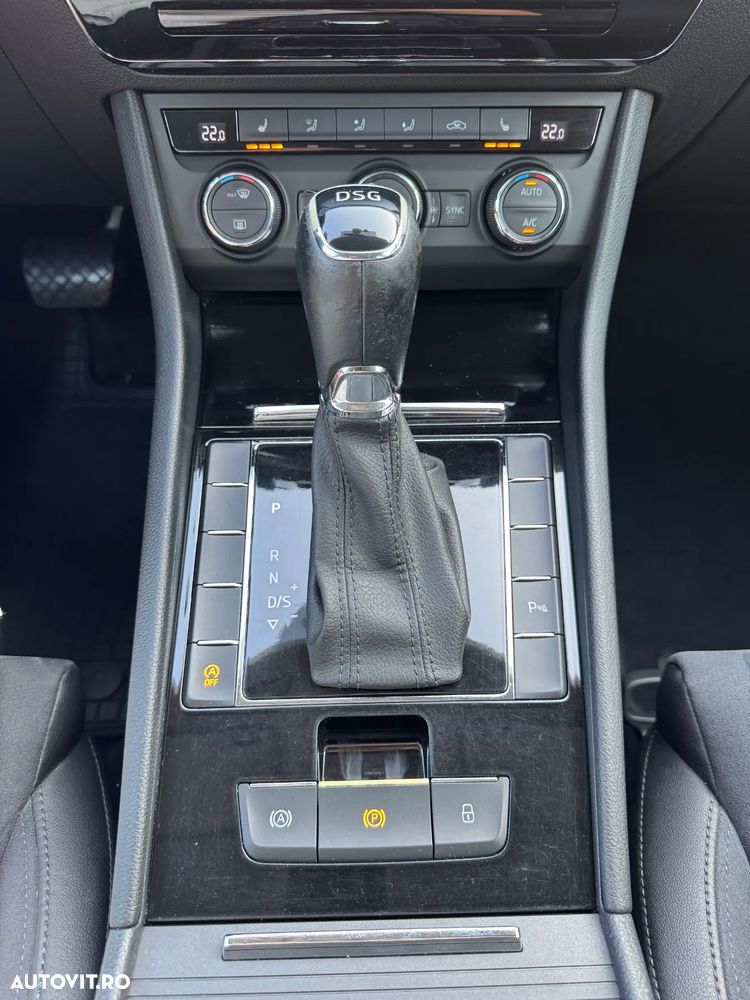 Skoda Superb Combi 1.6 TDI DSG Ambition - 24