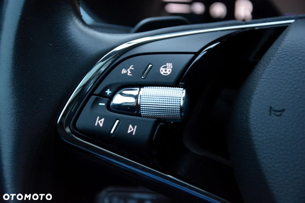 Skoda Superb 2.0 TDI DSG L&K - 31