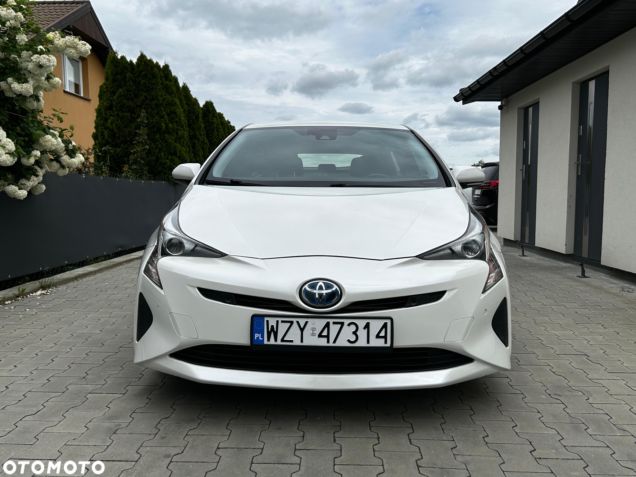 Toyota Prius - 2