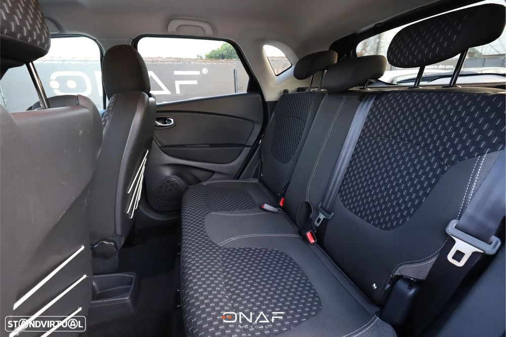 Renault Captur TCe 130 GPF INTENS - 30