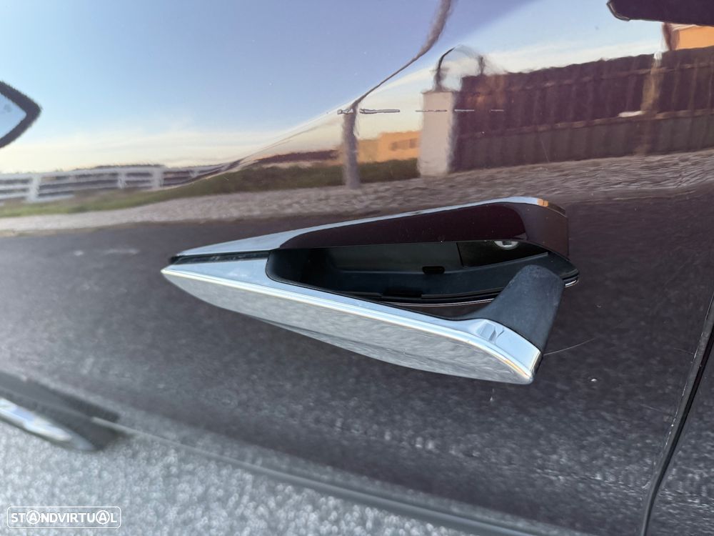 DS DS3 Crossback E-TENSE PERFORMANCE LINE + - 43