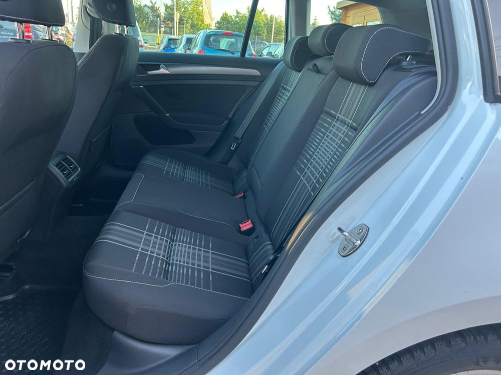 Volkswagen Golf 1.6 BlueTDI Trendline - 32