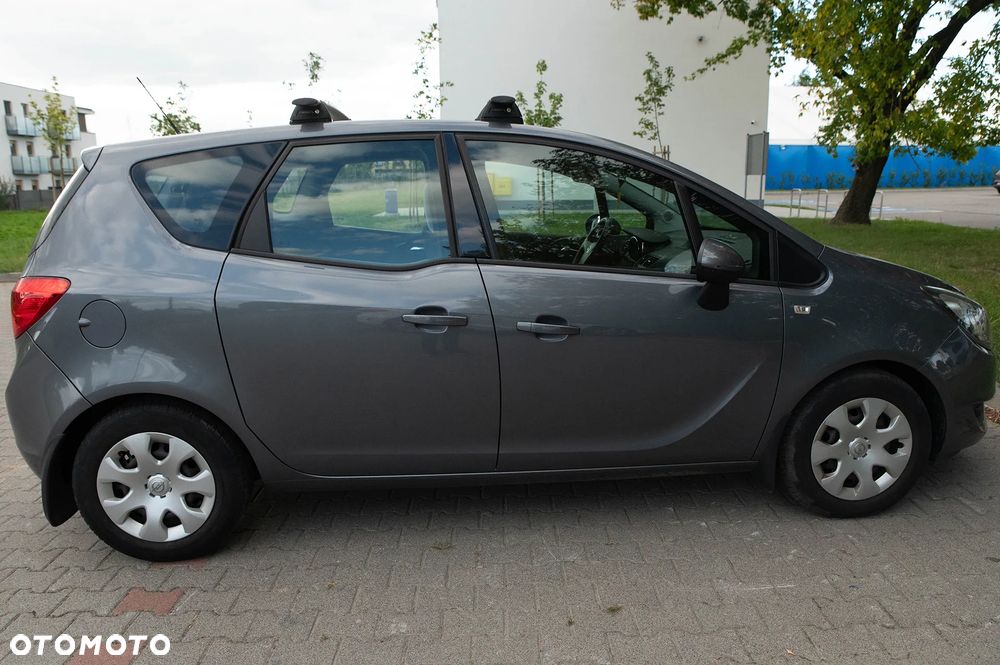 Opel Meriva 1.4 Essentia - 9