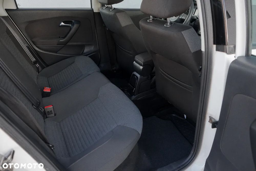 Volkswagen Polo 1.4 16V Highline - 36