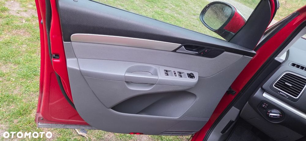 Seat Alhambra 2.0 TDI Ecomotive Reference - 17