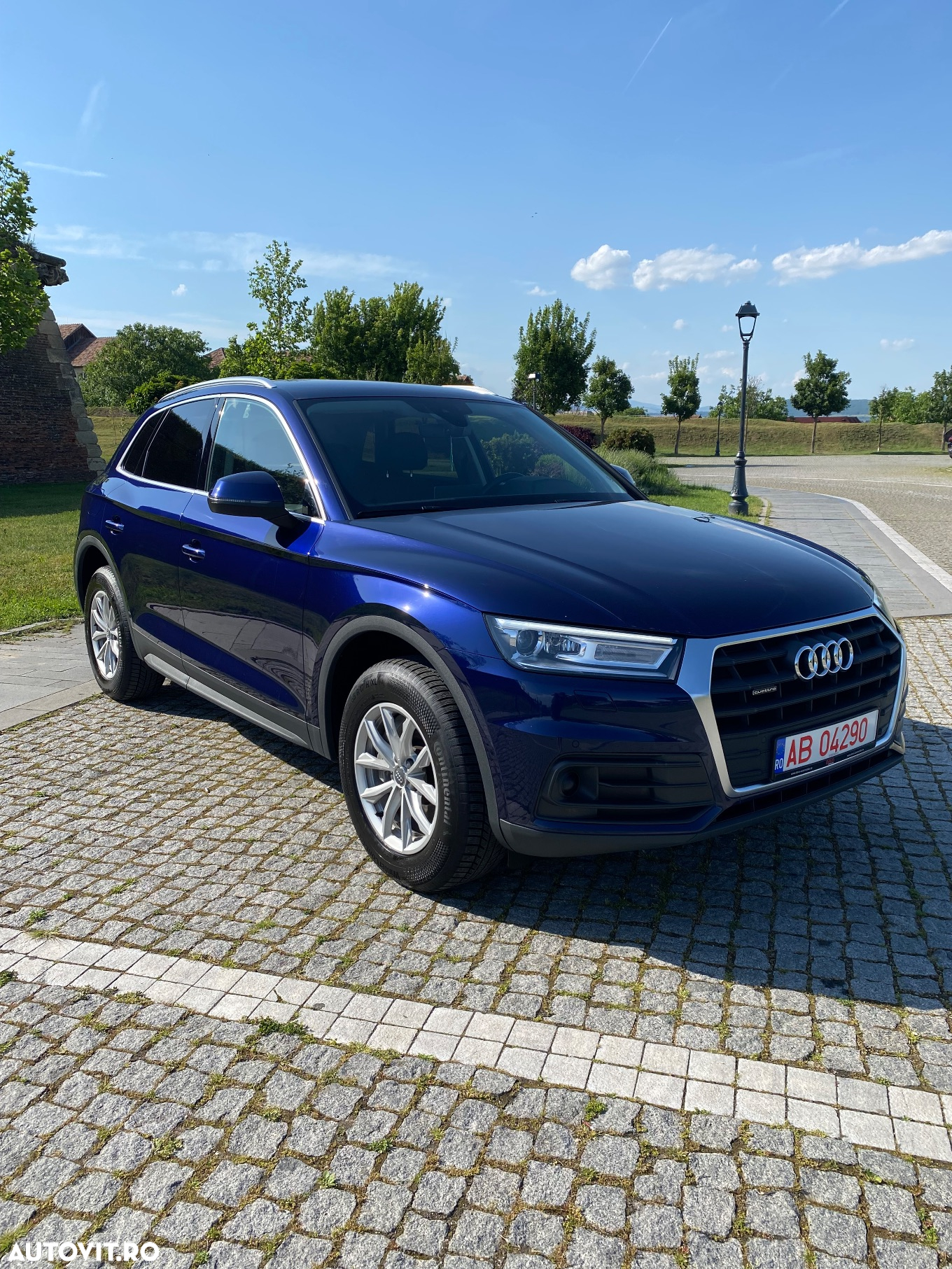 Audi Q5 2.0 40 TDI quattro S tronic Design - 36
