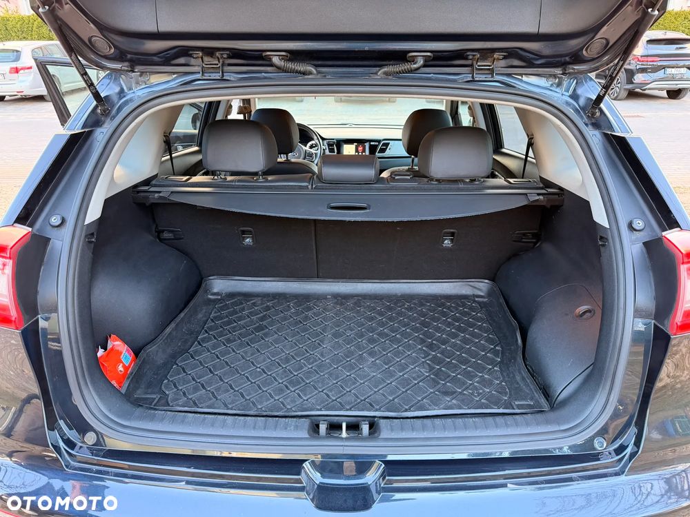 Kia Niro 1.6 GDI Hybrid L - 16