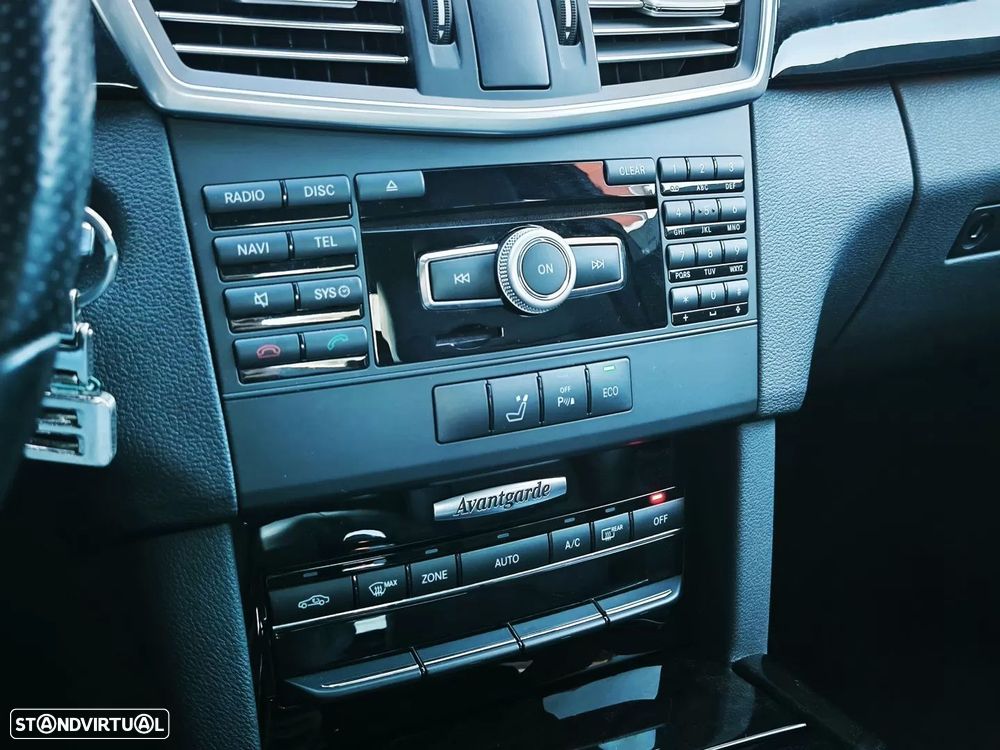 Mercedes-Benz E 250 CDI Avantgarde BlueEfficiency Auto. - 31